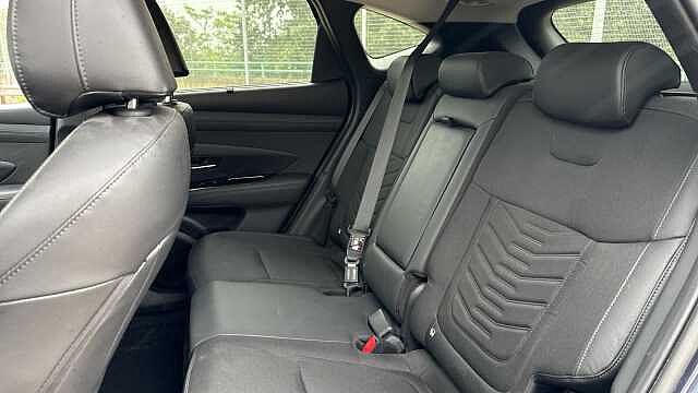 Hyundai TUCSON 1.6T Plug-in Hybrid Premium 5dr 4WD Auto