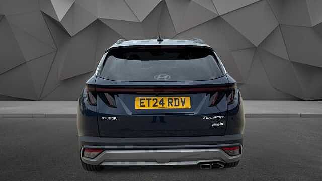 Hyundai TUCSON 1.6T Plug-in Hybrid Premium 5dr 4WD Auto