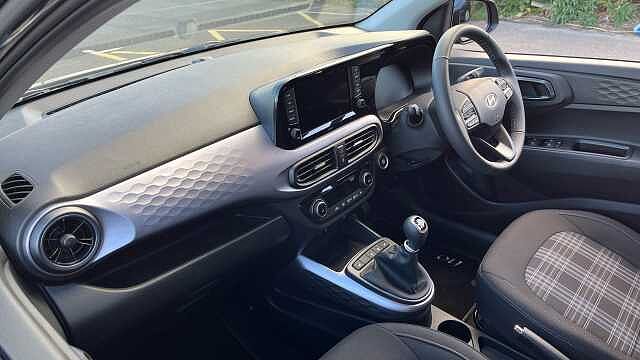 Hyundai I10 I10 1.0 [63] Premium 5dr [Nav] Hatchback Arora Grey