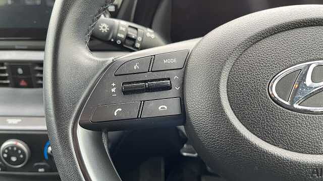 Hyundai I20 1.0 T-GDi MHEV SE Connect DCT SLEEK SILVER