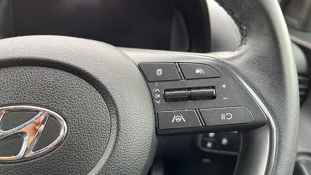 Hyundai I20 1.0 T-GDi MHEV SE Connect DCT SLEEK SILVER