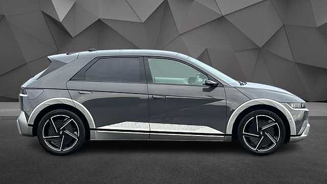 Hyundai IONIQ 5 IONIQ 5 ULT 84KWH RWD +TPX +VR MY25