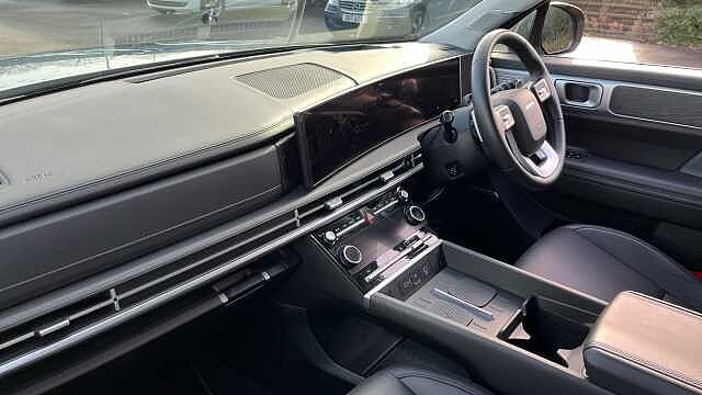 Hyundai SANTA FE 1.6 TGDi Plug-in Hybrid Ultimate 5dr 4WD Auto