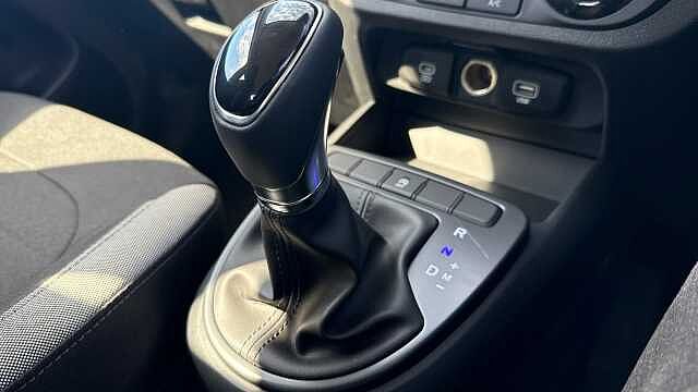 Hyundai i10 1.0 [63] Advance 5dr Auto [Nav]