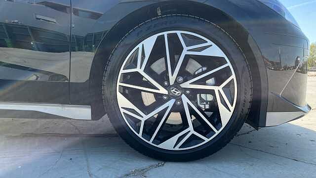 Hyundai IONIQ 6 168kW Premium 77kWh 4dr Auto