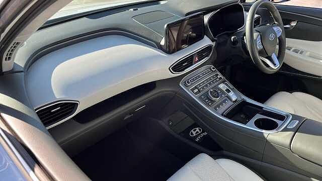 Hyundai SANTA FE 1.6 TGDi Hybrid Ultimate = LUX 5dr 4WD Auto