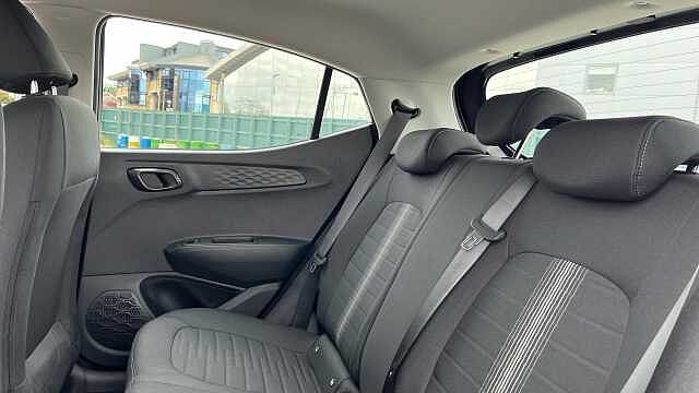 Hyundai i10 1.0 [63] Advance 5dr Auto [Nav]