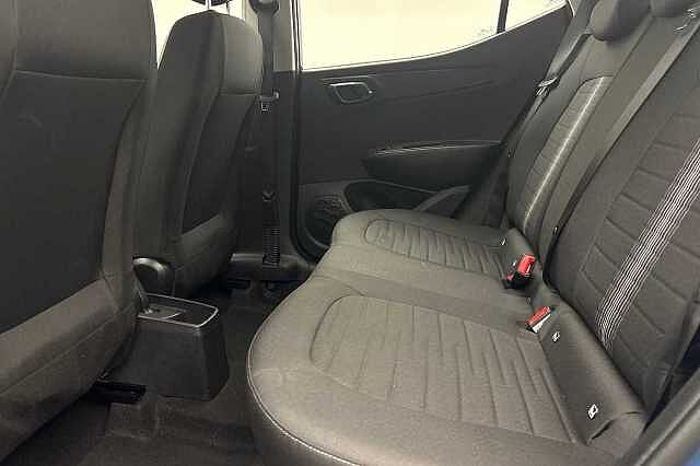 Hyundai i10 i10 Advance Hatchback Auto