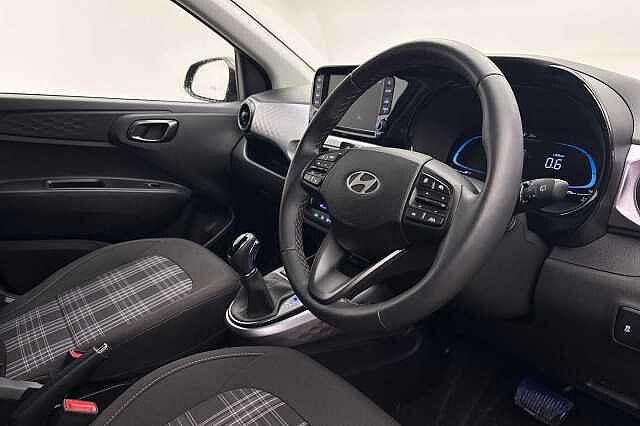 Hyundai i10 1.2 [79] Premium 5dr Auto [Nav]