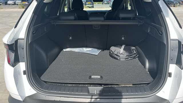 Hyundai TUCSON 1.6T Plug-in Hybrid Ultimate 5dr Auto White