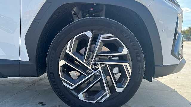 Hyundai TUCSON 1.6T Plug-in Hybrid Ultimate 5dr Auto White