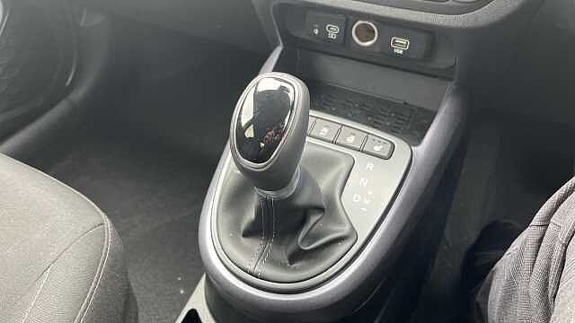 Hyundai i10 1.0 [63] Premium 5dr Auto [Nav]