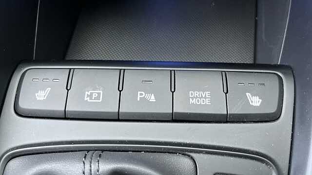 Hyundai i20 1.0T GDi 90 Tech Line 5dr DCT